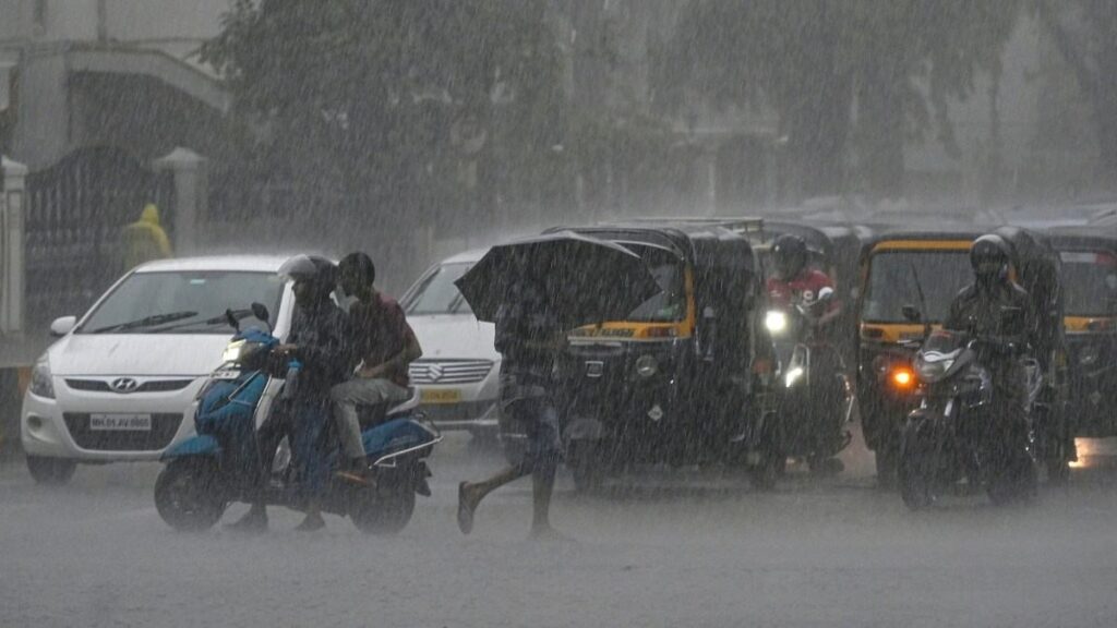 Gujarat rain : 12 કલાકમાં 182 તાલુકામાં વરસાદ નોંધાયો